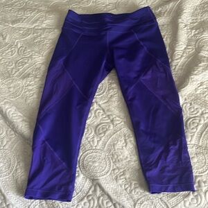 Good condition mesh athleta “capri”